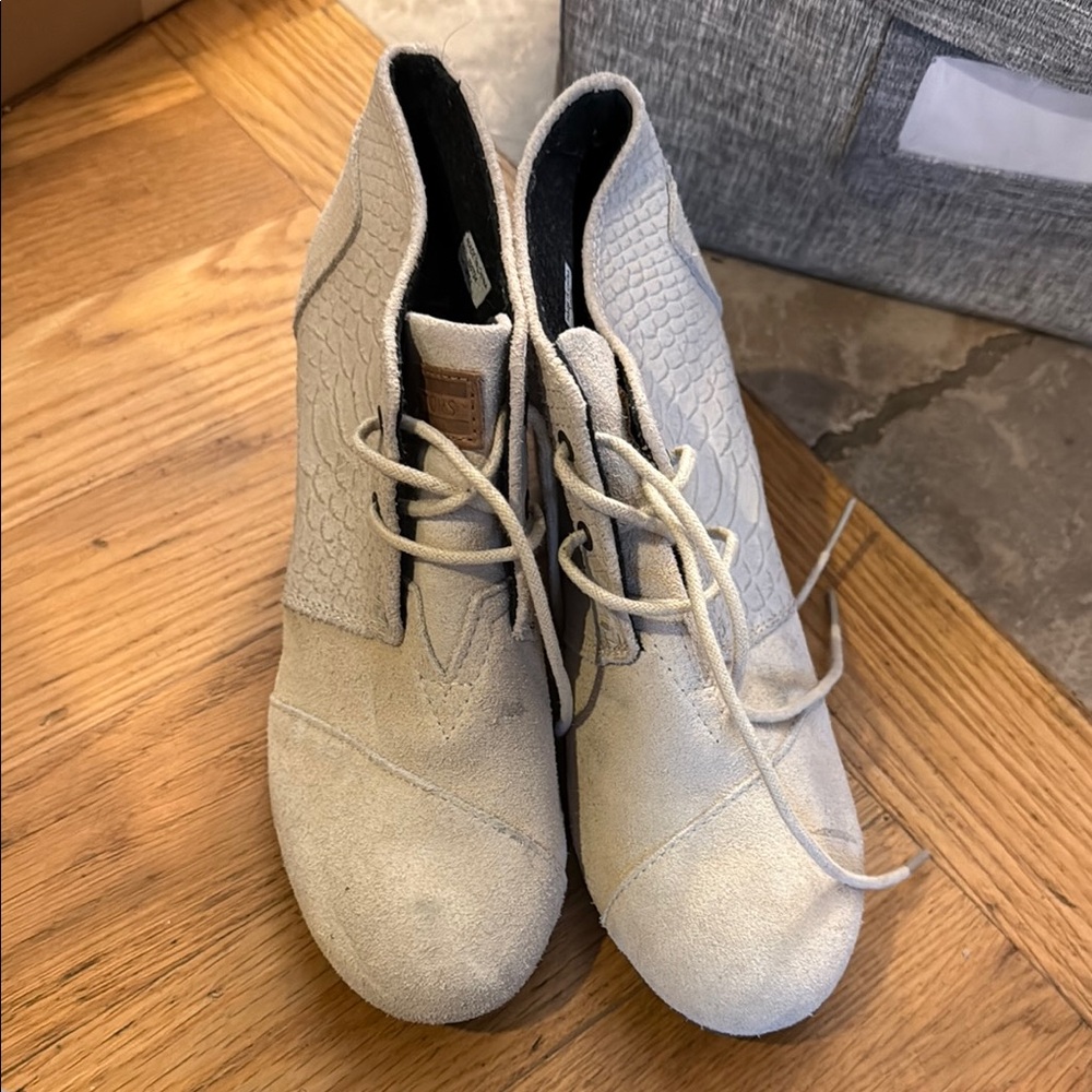 Toms Cream Lace Up Boots with Suede Finish